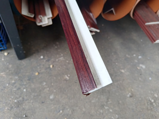 Hollow Soffit Starter Trim (J-Trim) 5mtr Rosewood Woodgrain Foiled